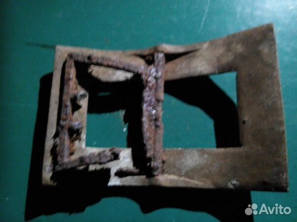 Пряжка неопознанная Киньте инфу