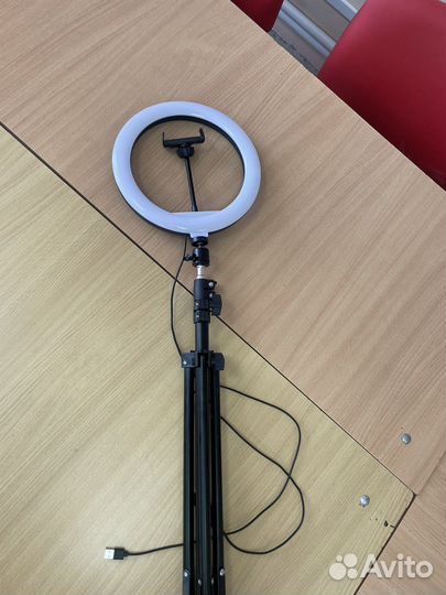 Кольцевая лампа 26 см