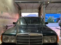 Mercedes-Benz W123 2.3 AT, 1981, 215 000 км, с пробегом, цена 230 000 руб.