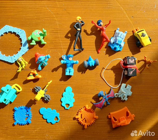 Игрушки из киндера