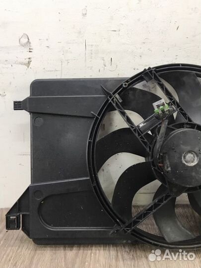 Вентилятор радиатора Ford Focus 2 hwda