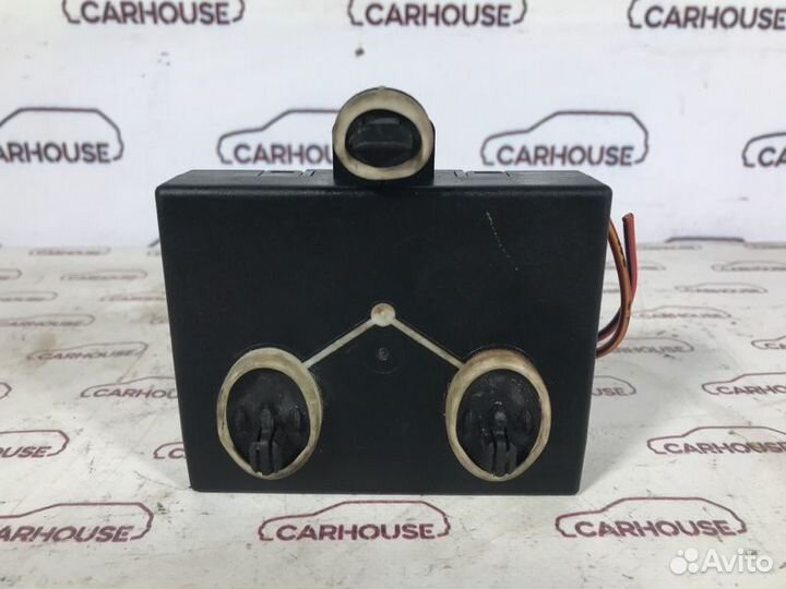 Блок управления дверьми Audi A4 B8