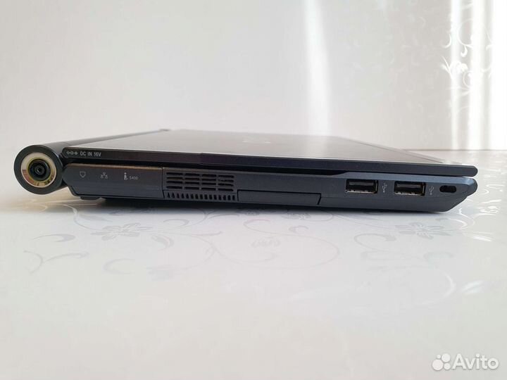 Sony vaio VGN-tz1rxn