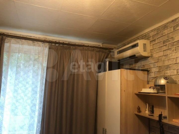 2-к. квартира, 50 м², 1/17 эт.