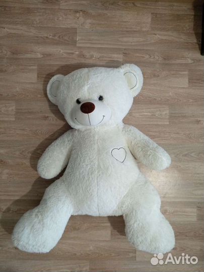 Плюшевый медведь