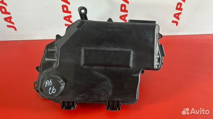 Корпус блока предохранителей Audi A6 C6 AUK 3.2