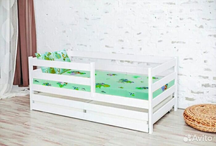 Кроватка с бортиком для малыша берёза софа эко