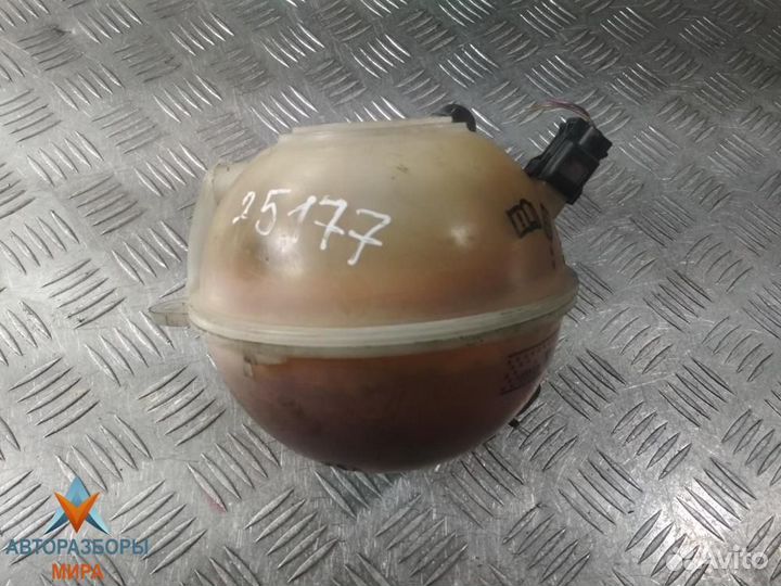 Бачок расширительный Skoda Octavia 2 (A5) 2004