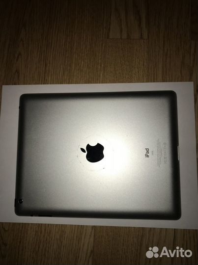 Apple iPad 3 Wi-Fi 64 GB. Чек, коробка полн компл