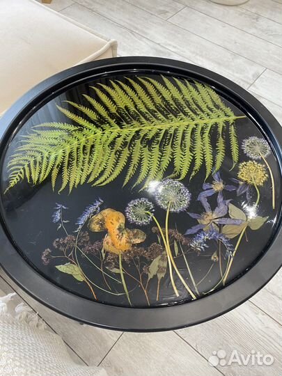 Журнальный столик