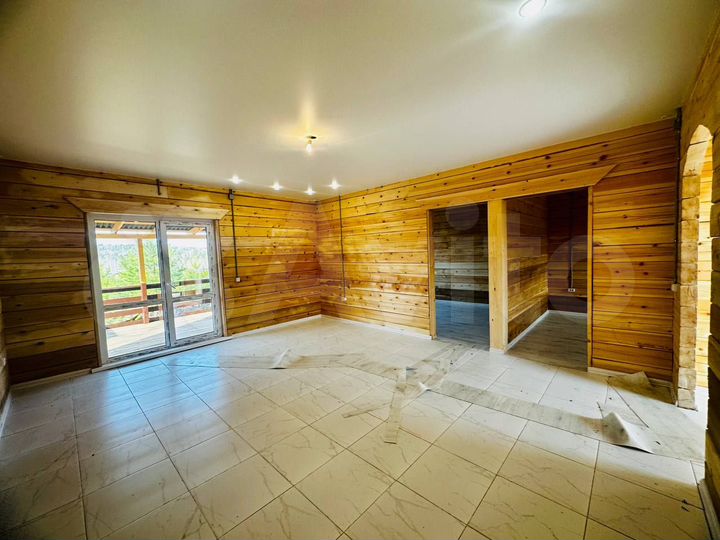 Дом 115 м² на участке 6 сот.