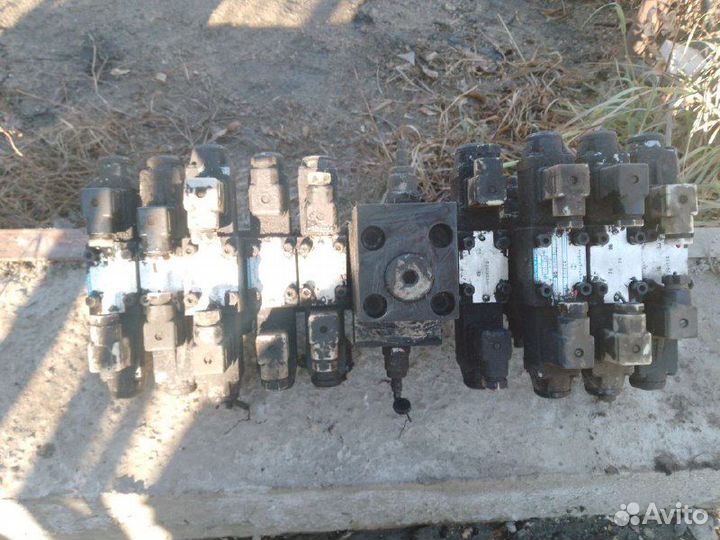 Гидрораспределитель для полесье