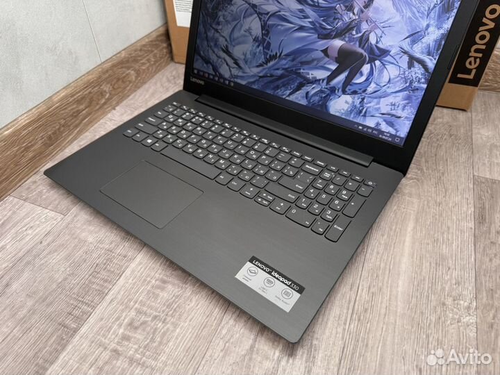 Lenovo 330 (Коробка/Core i3-7020u/8Gb/SSD+HDD)