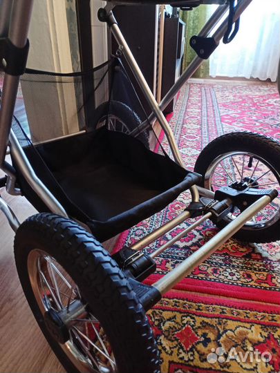 Детская коляска
