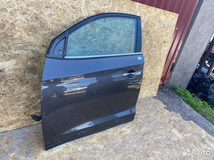 Передняя левая дверь Хендай Туксон 3 TL