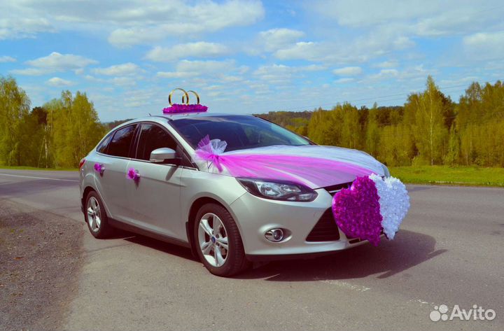 Свадебные украшения на машину