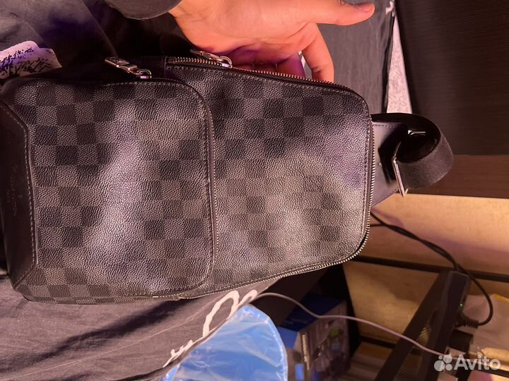 Slim bag avenue louis vuitton сумка через плечо