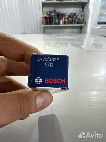 Cвеча зажигания Bosch ZR7SI332S