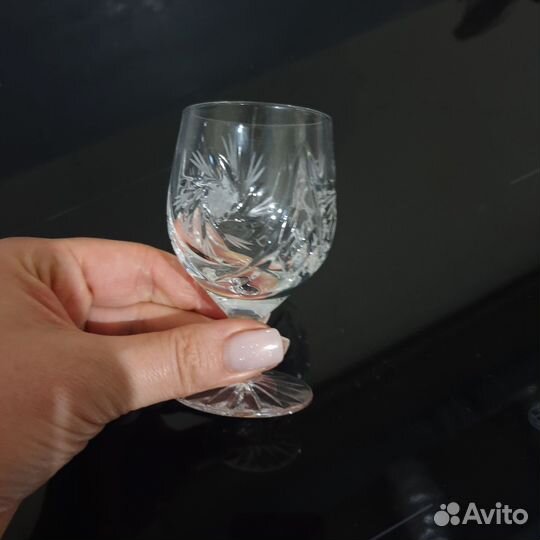 Хрустальные бокалы