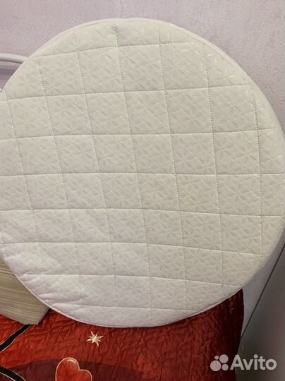Матрас в круглую кроватку