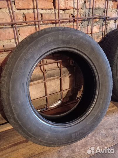 Bridgestone Dueler H/T D687 225/65 R17, 4 шт