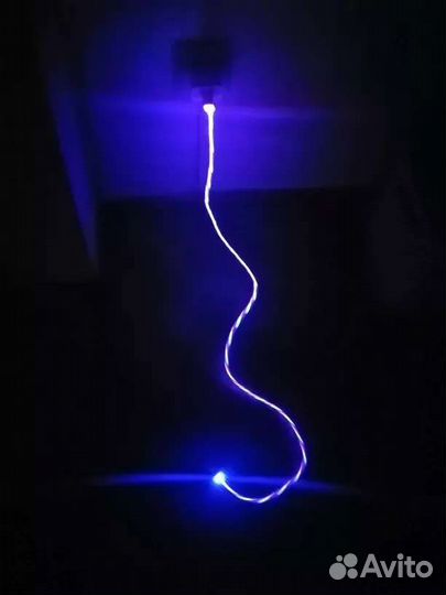 Светящийся кабель для зарядки