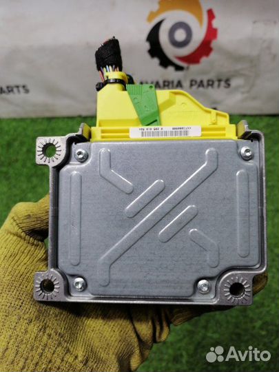 Блок SRS airbag Mercedes Cls W219 3.5 M272 2009