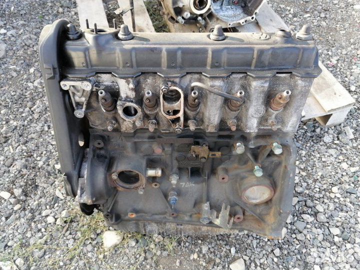 Двигатель Volkswagen Transporter T4 2.4 AJA