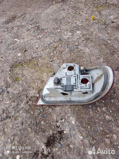 Мерседес 210 Задний фонарь