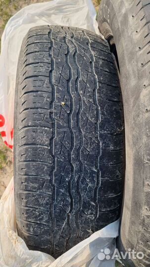 Bridgestone Dueler H/T 687 225/65 R17