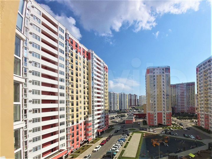 2-к. квартира, 67 м², 9/18 эт.