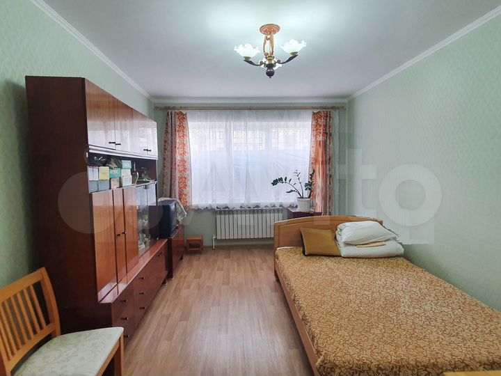 1-к. квартира, 43 м², 1/3 эт.