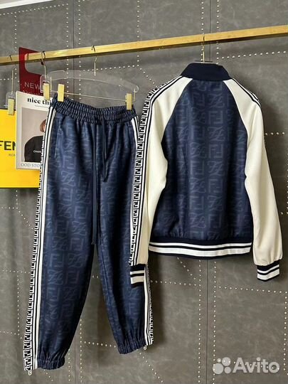 Костюм спортивный женский Fendi