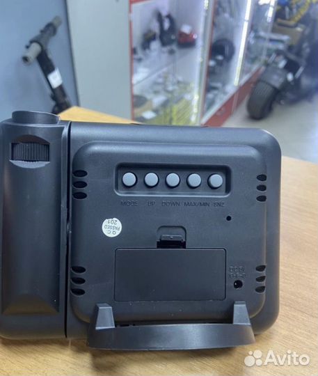 Набор часы и фонарь