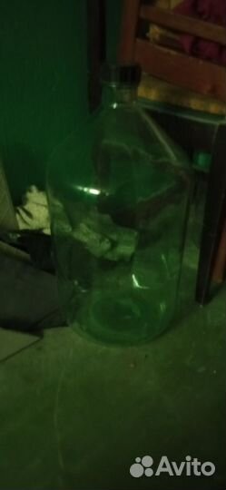 Бутыль стеклянная большая с крышкой