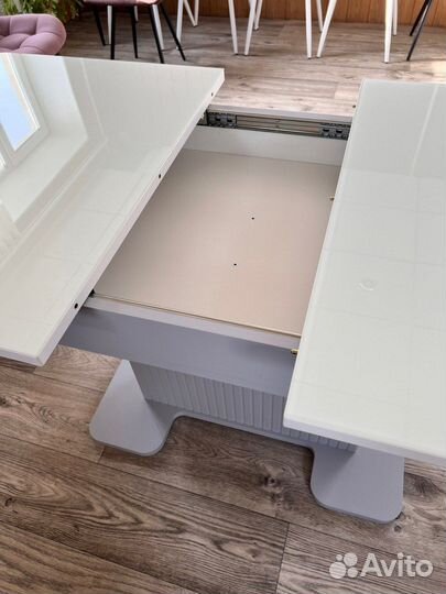 Стол кухонный раздвижной белый