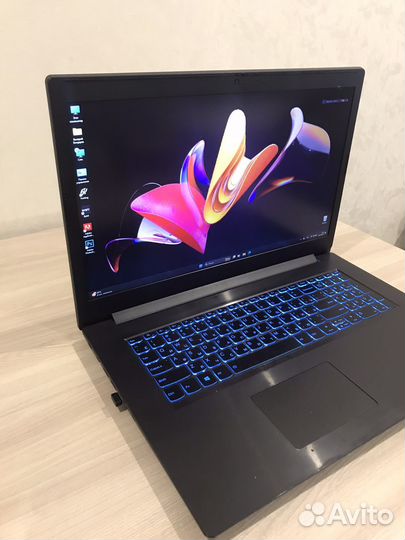 Игровой ноутбук lenovo