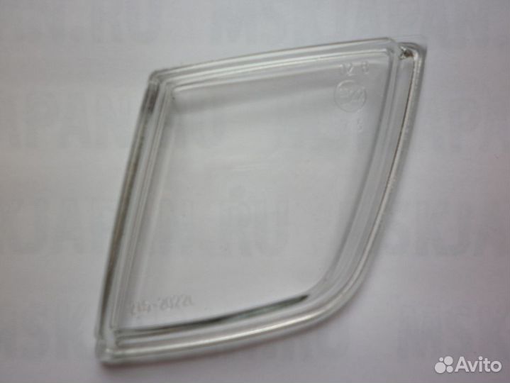 Стекло фары противотуманной Mazda 6 (08)