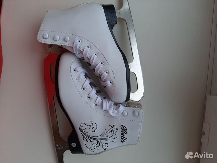 Коньки фигурные детские 33 размер