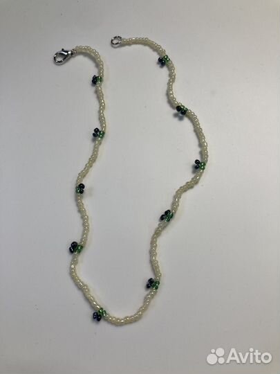 Чокер из бисера, черника