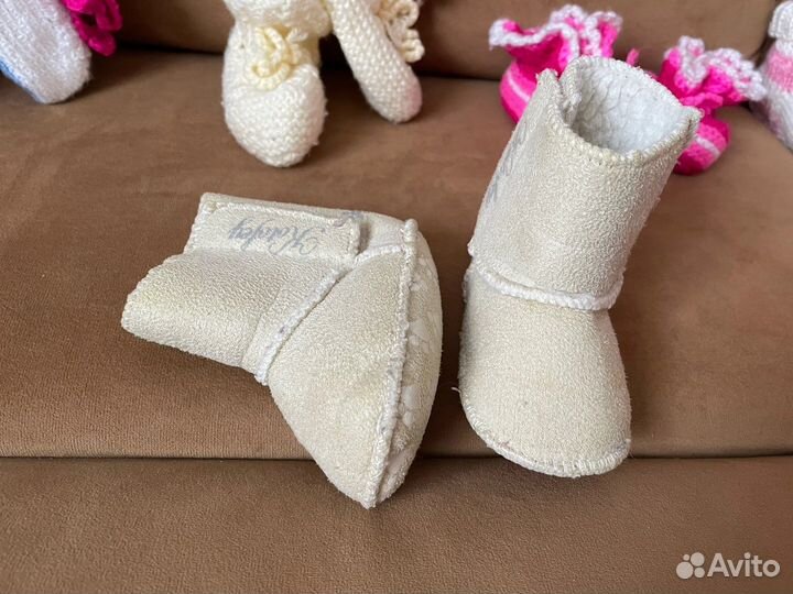 Подушка, пинетки, круг, плед,уголок