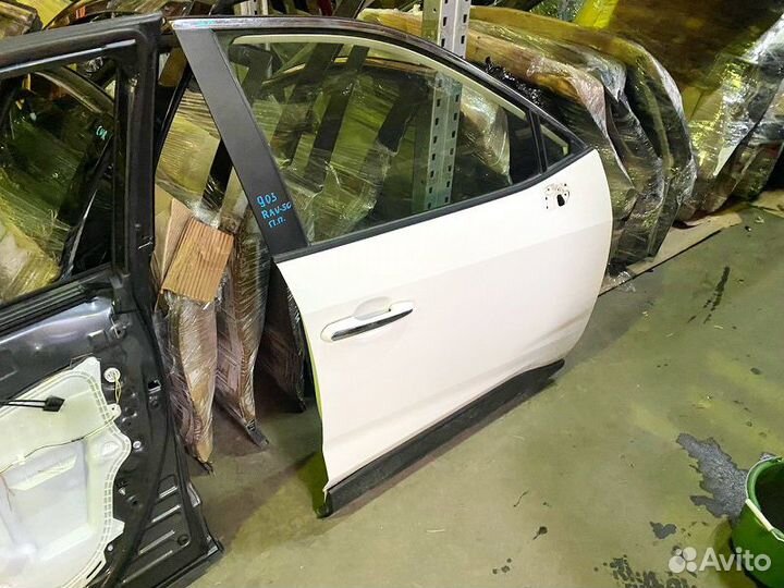 Дверь передняя правая Toyota RAV4 XA50 2018-2024