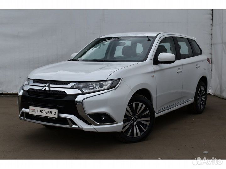 Mitsubishi Outlander 2.0 AT, 2022