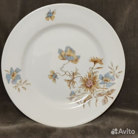 Антикварные тарелки братьев Корниловых