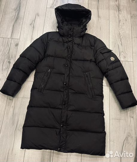 Пуховик.Moncler. длинный