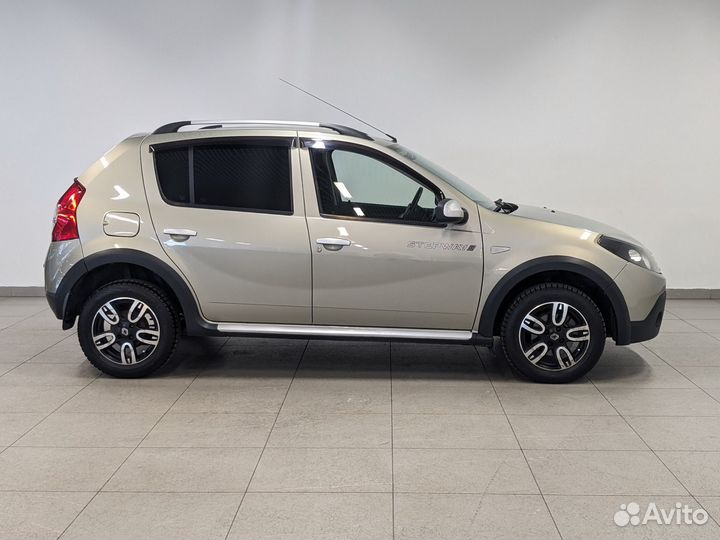 Renault Sandero Stepway 1.6 AT, 2014, 114 448 км