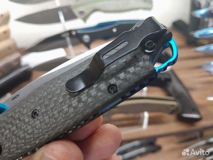 Нож складной Benchmade Bugout 535, Карбон