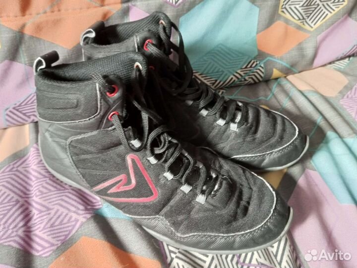 Борцов и трико