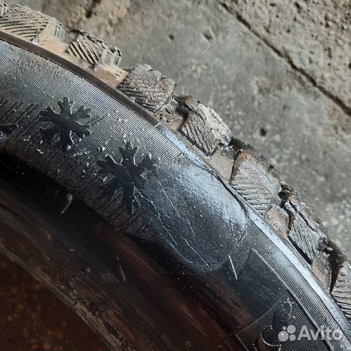 Michelin X-Ice North 3 185/60 R15