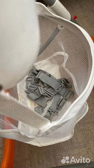 Стул для кормления на колесах (со съемной крышкой)